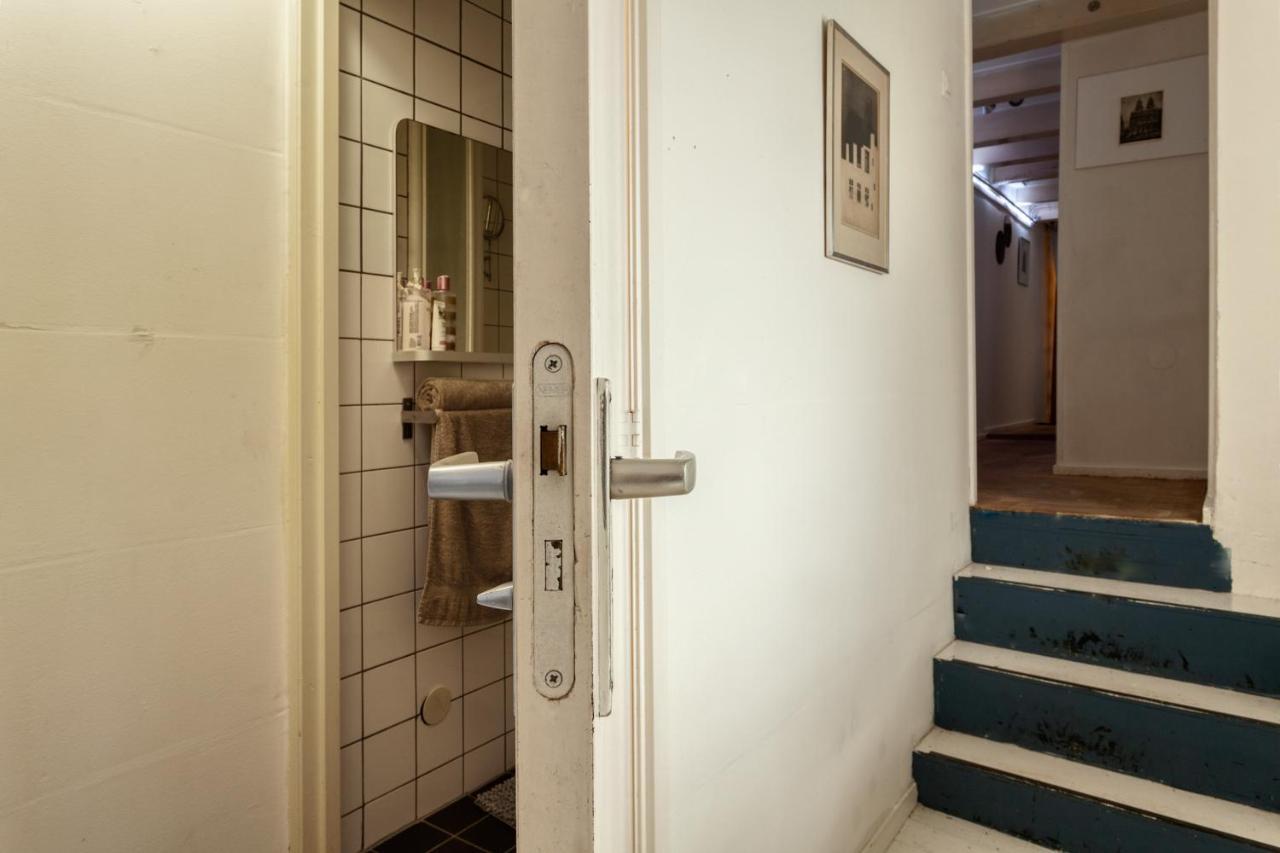 B&B 1971 Hazenstraat Amsterdam Exterior foto